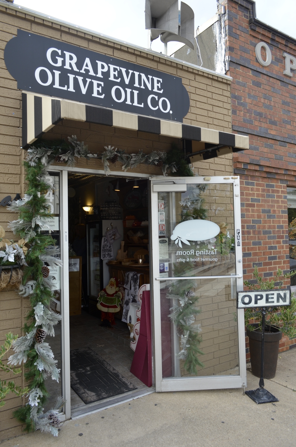 Olive Oil Company.jpg